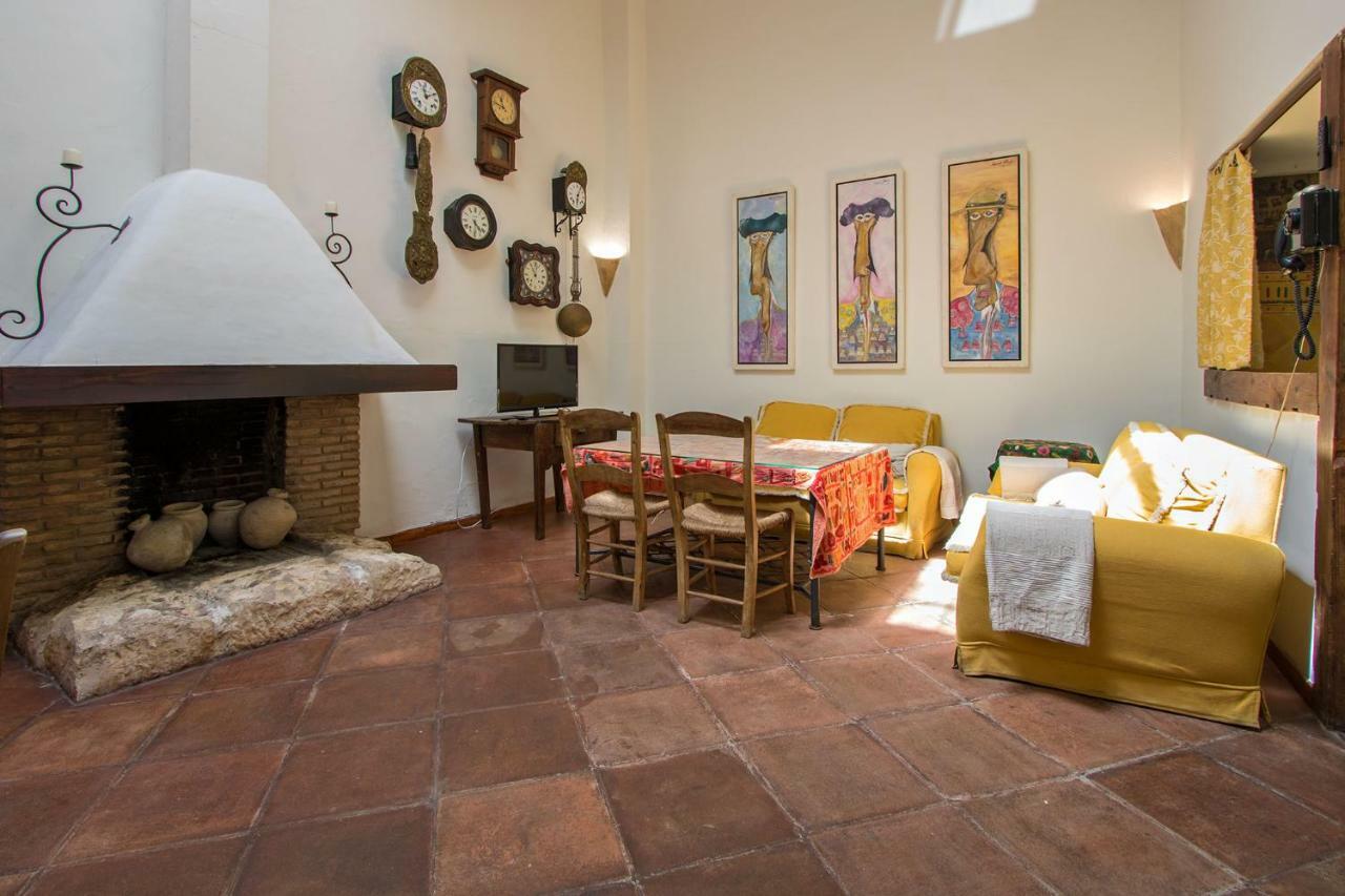 Country Home Apartment With Garage 6 Pax Siviglia Esterno foto
